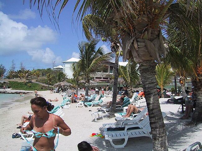 La plage de l'hotel